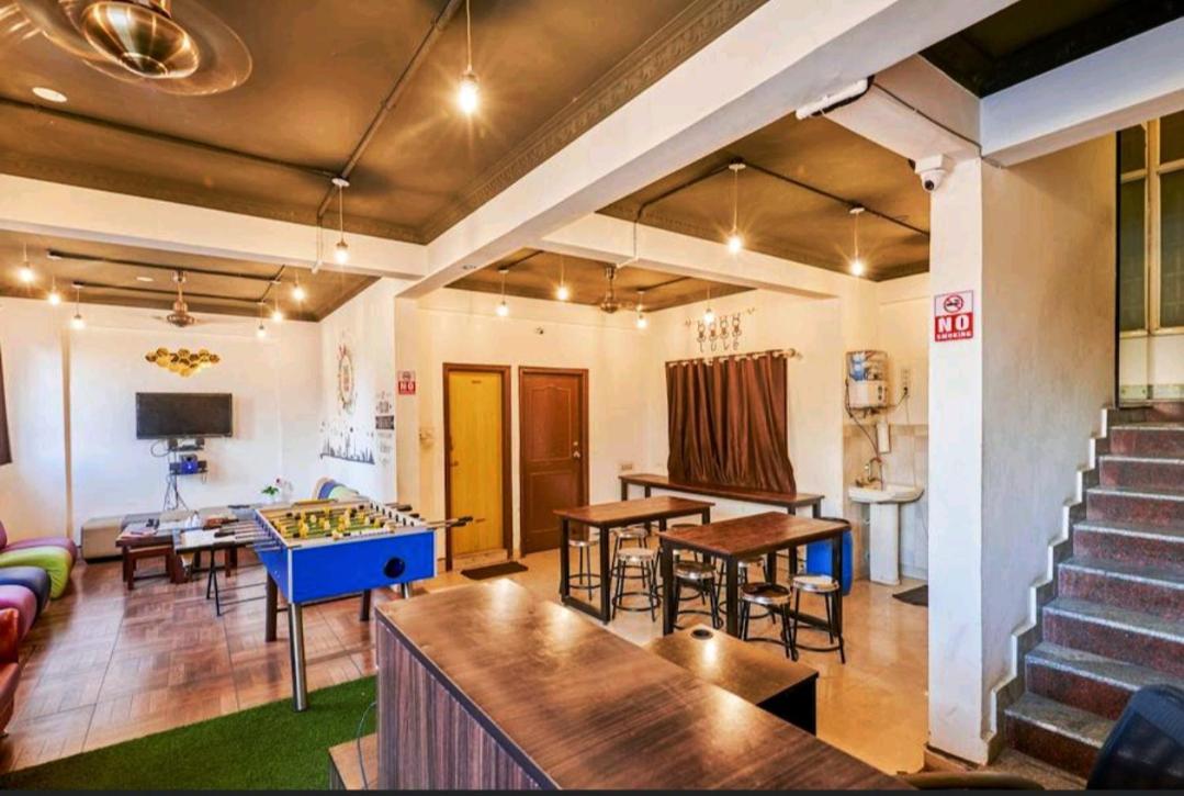 Transit Dorms - A Backpackers Inn & Hostel Bangalore Eksteriør billede