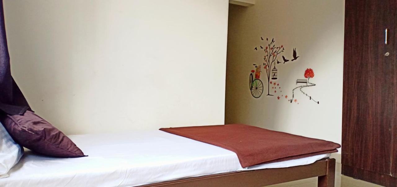 Transit Dorms - A Backpackers Inn & Hostel Bangalore Eksteriør billede